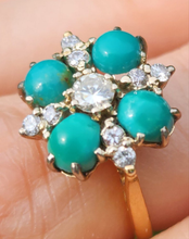 Cargar imagen en el visor de la galería, 2913: Vintage Old : 18ct Gold Turquoise Diamonds Flowerhead Ring- sparkling symmetr
