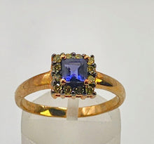 Load image into Gallery viewer, 1043: Vintage 9ct Gold Yellow Diamonds Cushion Cut Iolite Dress Ring