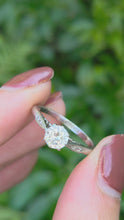 Cargar y reproducir el video en el visor de la galería, 2074: Vintage: Platinum Brilliant Cut Diamond (0.63ct) Solitaire Ring - Superb