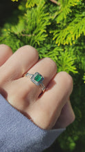 Load and play video in Gallery viewer, 1723: Vintage: 18ct Gold Emerald 32 Diamonds Dress Ring- elegant eye candy