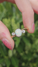 Cargar y reproducir el video en el visor de la galería, 1102: Vintage; 18ct Gold White Opal Twin Diamonds Dress Ring- cute, colourful, sparkling