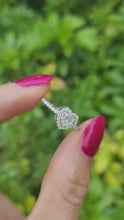 Load and play video in Gallery viewer, 6090: Vintage: 18ct White Gold Diamonds Encrusted Heart Shaped Ring- simply delightful