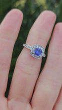 Cargar y reproducir el video en el visor de la galería, 1452: Vintage: 18ct White Gold Ceylon Blue Tanzanite 24 Diamonds Dress Ring- Divine beauty