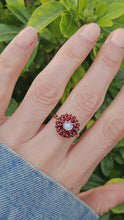 Cargar y reproducir el video en el visor de la galería, 0985: Vintage: Rare: 9ct Gold Moonstone 24 Garnets Cluster Ring- Date-Mark 1974