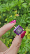 Load and play video in Gallery viewer, 1693:Vintage; 9ct Gold Large Emerald Cut Alexandrite Cocktail Ring- Exceptional