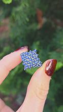 Load and play video in Gallery viewer, 6263 Vintage:  9ct Gold French Blue Sapphires Geometric Cluster Ring