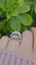 Load and play video in Gallery viewer, 1324: Vintage: Statement 9ct White Gold Star Sapphire Diamonds Cocktail Ring- rare and very fine example
