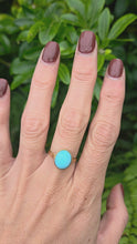 Load and play video in Gallery viewer, 2189: Vintage; 14ct Gold Cabochon Turquoise Solitaire Ring- curvaceous beauty