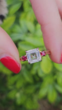 Cargar y reproducir el video en el visor de la galería, 1037: Vintage: 9ct Gold Glacier Zircon Tequila Sapphires Dress Ring- gorgeous combination
