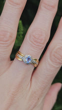 Cargar y reproducir el video en el visor de la galería, 1194: Vintage: 18ct Gold Ceylon Blue Sapphire 18 Diamonds Dress Ring- flows beautifully