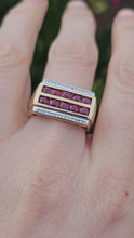 Cargar y reproducir el video en el visor de la galería, 1468: Vintage: 9ct Gold 10 Rubies Diamonds Geometric Set Cocktail Ring- Statement weight, gorgeous stones