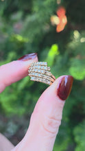 Load and play video in Gallery viewer, 2300 Vintage: 9ct Gold 33 Natural Champagne Diamonds Cocktail Cluster Ring