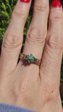 Cargar y reproducir el video en el visor de la galería, 1379: Vintage: 9ct Gold Emeralds Diamond Daisy Flower Ring- From 1978