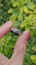 Cargar y reproducir el video en el visor de la galería, 1429: Vintage: 9ct White Gold Rubies Sapphires Crossover Ring- crisp, colourful, eye candy