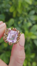 Cargar y reproducir el video en el visor de la galería, 0778: Vintage: 14ct Gold Large Emerald Cut Pink Sapphire Cocktail Ring- Pink statement,