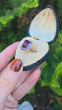 Load and play video in Gallery viewer, 6246Vintage: 18ct Gold Emerald Cut Purple Sapphire Ring
