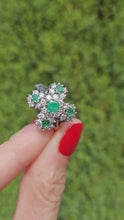 Cargar y reproducir el video en el visor de la galería, 6076 Vintage; 18 White Gold Emeralds Diamonds Statement Cocktail Ring- Fabulous