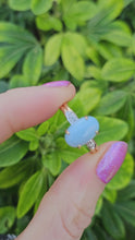 Cargar y reproducir el video en el visor de la galería, 0695: Vintage: 9ct Gold Light Blue Chalcedony Diamonds Cocktail Ring - Dreamy combination