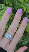 Cargar y reproducir el video en el visor de la galería, 0572: Vintage: Magnificent 18ct White Gold (1.77ct)Diamonds Statement Ring- Date-Mark 1978