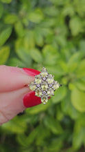 Cargar y reproducir el video en el visor de la galería, 1240: Vintage: 9ct Gold Forest Green Peridots Diamonds Cluster Ring