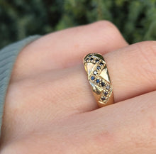 Load image into Gallery viewer, 9179 Vintage: rare 9ct Gold 17 Black Diamonds Ring- sparkling symmetry