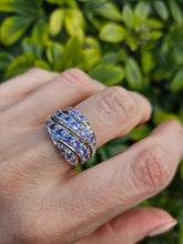 Cargar imagen en el visor de la galería, 1103: Vintage: : 9ct White Gold Tanzanites Statement Cocktail Ring- Fabulous