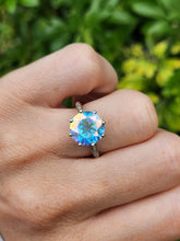 Load image into Gallery viewer, 6133: Vintage; 9ct Gold Large Mercury Topaz 10 Diamonds Cocktail Ring