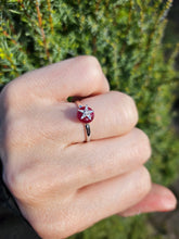 Cargar imagen en el visor de la galería, 1500: Vintage: 18ct White Gold Ruby Dress/Stacker  Ring- petite, cute, sparkly