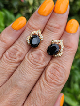 Load image into Gallery viewer, 6167: Vintage: 18ct Gold Australian Blue Sapphire Diamonds Stud Earrings- Superb quality