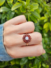 Cargar imagen en el visor de la galería, 0985: Vintage: Rare: 9ct Gold Moonstone 24 Garnets Cluster Ring- Date-Mark 1974