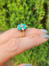 Cargar imagen en el visor de la galería, 9080: Vintage Old : 18ct Gold Turquoise Diamonds Flowerhead Ring- sparkling symmetr
