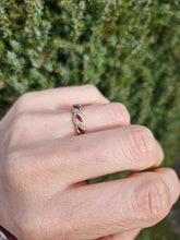Cargar imagen en el visor de la galería, 1165: Vintage: 9ct Gold Rubies Diamonds Dress/Stacker Ring - sparkling symmetry
