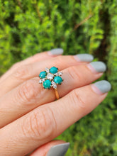 Cargar imagen en el visor de la galería, 2913: Vintage Old : 18ct Gold Turquoise Diamonds Flowerhead Ring- sparkling symmetr