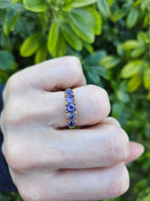 Cargar imagen en el visor de la galería, 1136: Vintage: 9ct Gold Purple Amethysts 5 Stone Stacker/ Dress Ring
