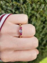 Cargar imagen en el visor de la galería, 1398: Vintage: 9ct Gold Rubies Tanzanite 3-Stone Ring- a rare, beautiful combination