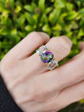 Load image into Gallery viewer, 6338 Vintage: Statement: 9ct Gold Caribbean Topaz Glacier Topaz Trilogy Ring