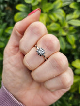 Cargar imagen en el visor de la galería, 0256: Vintage 9ct White Gold 12 Black Diamonds 4 Diamonds Geometric Set Ring- petite,  crisp, sparkling