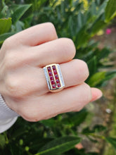 Cargar imagen en el visor de la galería, 1468: Vintage: 9ct Gold 10 Rubies Diamonds Geometric Set Cocktail Ring- Statement weight, gorgeous stones