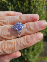 Cargar imagen en el visor de la galería, 1390: Vintage: 14ct White Gold Tanzanites 20 Diamonds Geometric Set Ring- sparkling combination