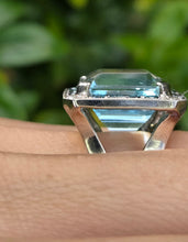 Load image into Gallery viewer, 2346 Vintage 14ct White Gold Large Emerald Cut Aquamarine (13.9ct) , Blue Diamonds Statement Cocktail Ring