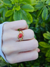 Cargar imagen en el visor de la galería, 0372: Vintage; 18ct Gold "carbuncle" Red Agate Diamonds Dress Ring- rare,