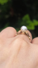 Load image into Gallery viewer, 2313 Vintage 14ct Single Cultured Pearl Ring- Adjustable