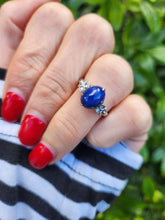 Cargar imagen en el visor de la galería, A9077: Vintage Rare 18ct White Gold Cabochon Cut Blue Star Sapphire Diamond Accents- crisp, clean, eye candy