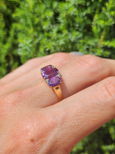Load image into Gallery viewer, 1665: Vintage; 14ct Gold Amethysts Diamonds Trilogy Ring- voluptuous beauty