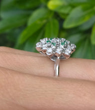 Cargar imagen en el visor de la galería, 6015: Vintage; Large:18ct White Gold Diamonds & Emeralds Statement Cluster Ring- sparkling beauty