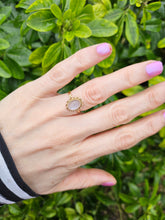 Cargar imagen en el visor de la galería, 0863 Vintage; 9ct Gold Cabochon-Cute Moonstone Ring-Date-Mark 1983