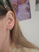 Load image into Gallery viewer, 0718: Vintage: 9ct Gold Peridot Stud Earrings- lovely cut and colours