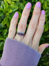 Cargar imagen en el visor de la galería, 0815: Vintage: 18ct White Gold Rubies Diamonds Tiered Cluster Ring