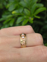 Load image into Gallery viewer, 2120: Vintage & Heavy 9ct Gold Round Cut Diamond Trilogy Clogau Style- Statement