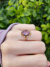 Cargar imagen en el visor de la galería, 0789: Vintage: Rare: 9ct Gold Lilac Amethyst Heart Set Ring- Date-Mark 1959 - 65 years old